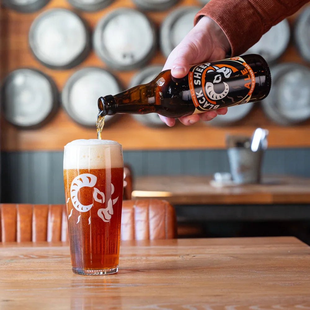 Black Sheep Ale 500ml Bottle EU 8 Tray, 100 pp