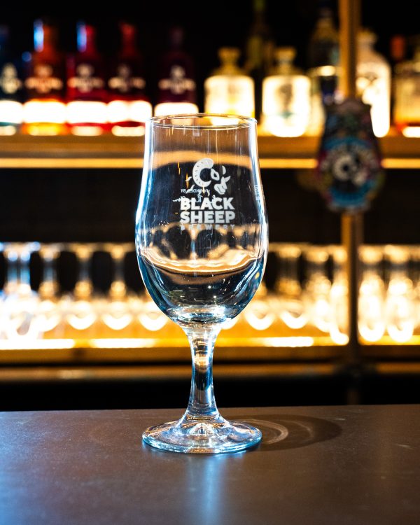 Black Sheep Half Pint Stem Glass